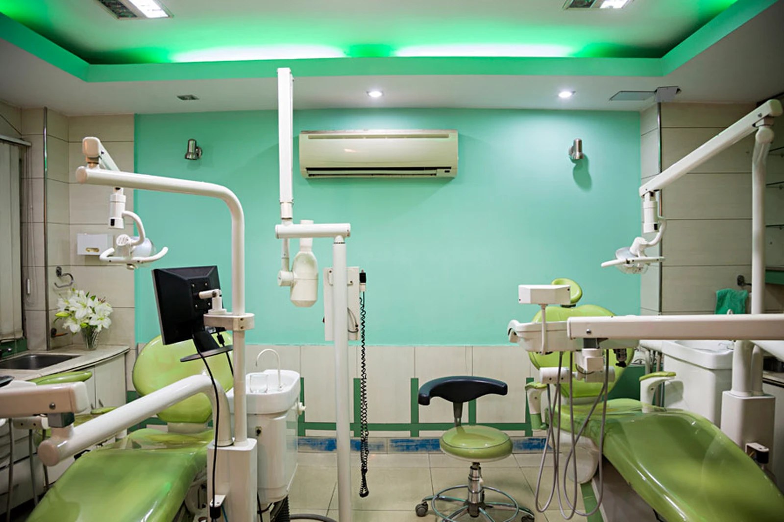 SAI SMILECARE & DENTAL IMPLANT CENTER