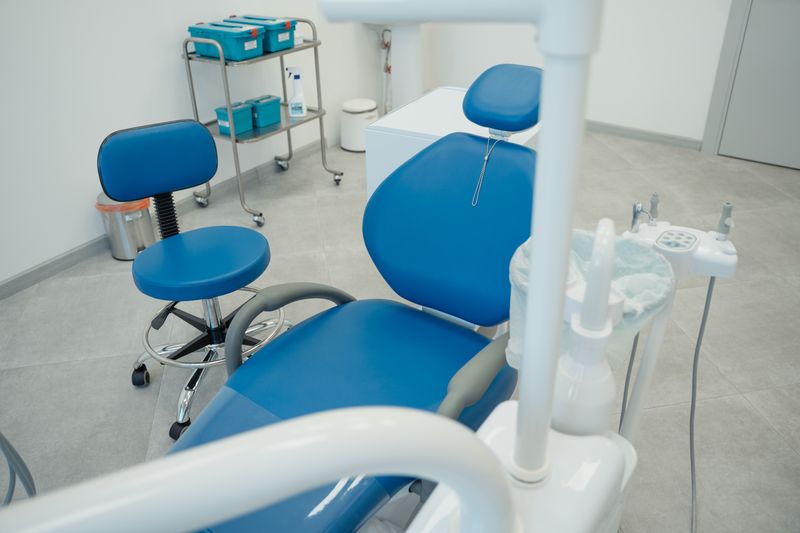 Anant Dental Clinic - Modern Clinic Interior Photo 3 in Nashik
