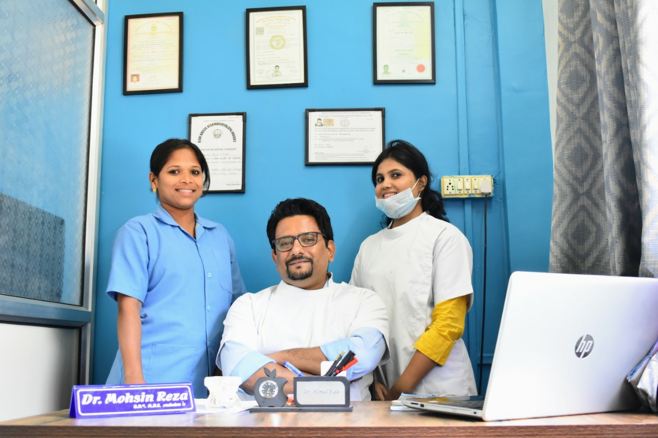 CARE 32 DENTAL CLINIC - Modern Clinic Interior Photo 4 in Ratnagiri