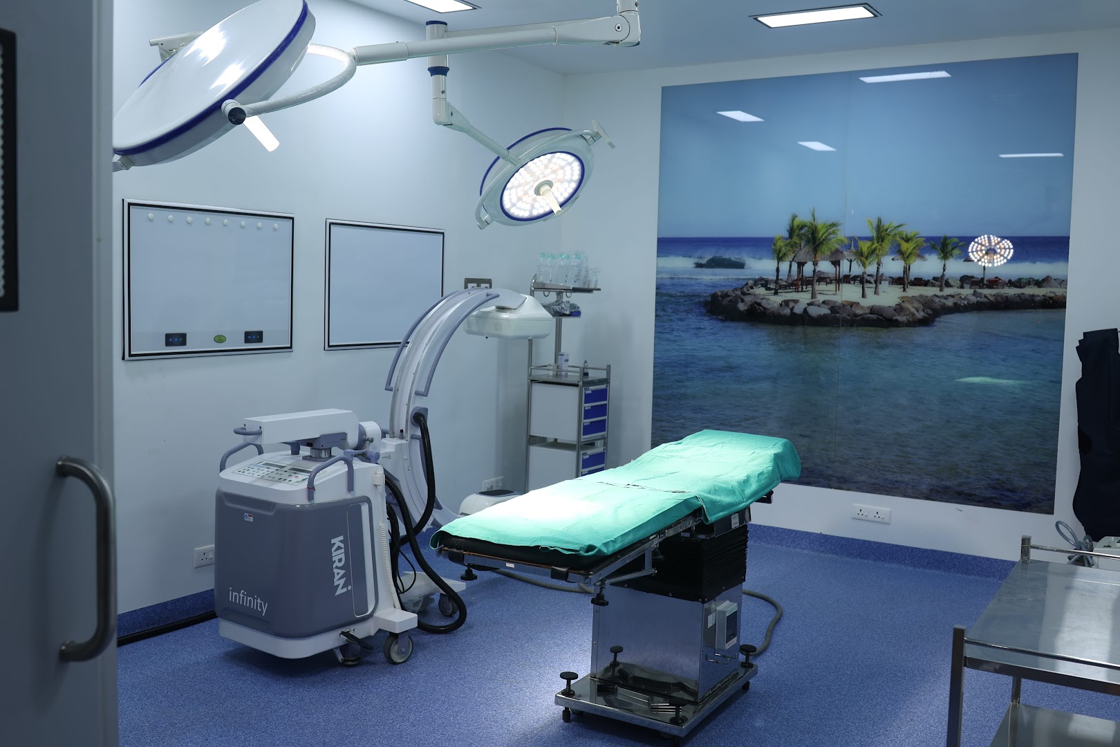 Chopda Super Speciality Hospital - Modern Clinic Interior Photo 2 in Jalgaon