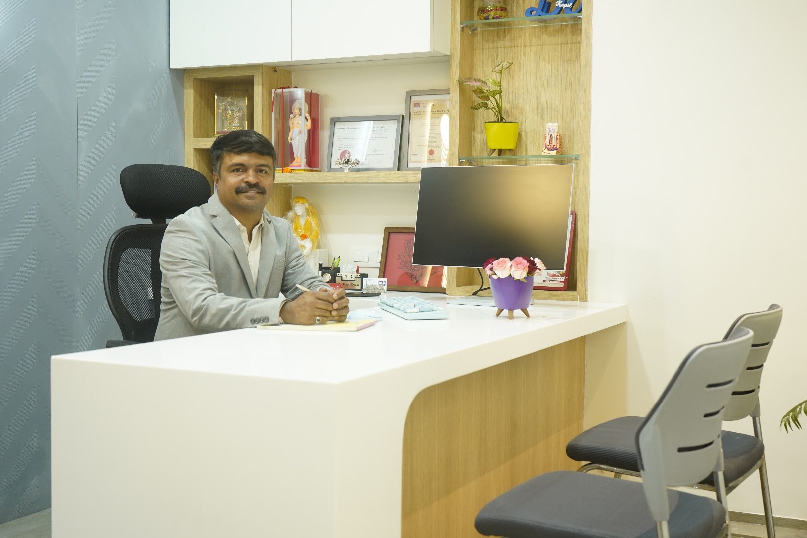 Desai Dental Clinic and Implant Centre - Modern Clinic Interior Photo 2 in Nashik