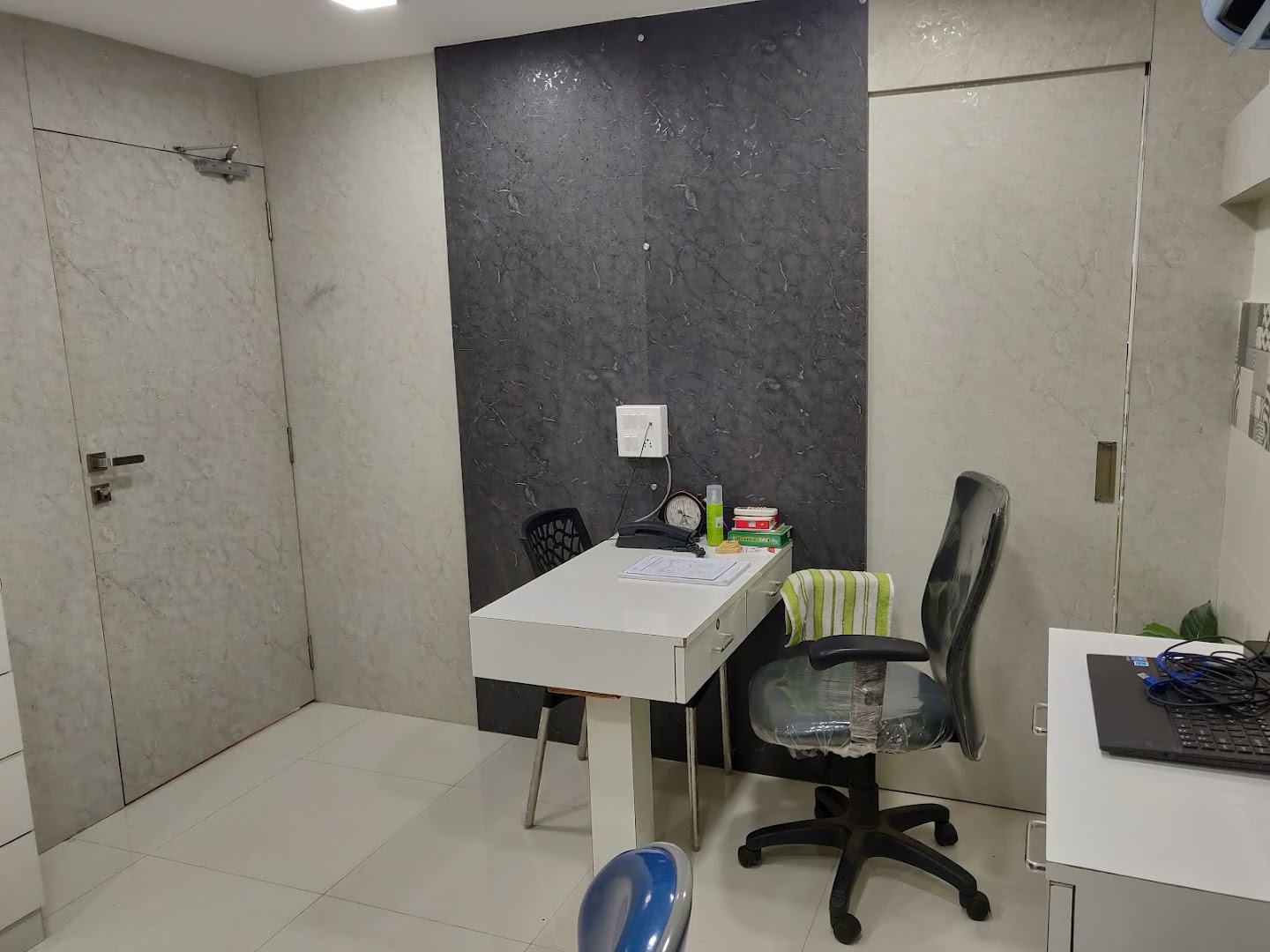 dr Joshi's Million Smiles Dental Clinic for kids and adults - Modern Clinic Interior Photo 4 in Nachane