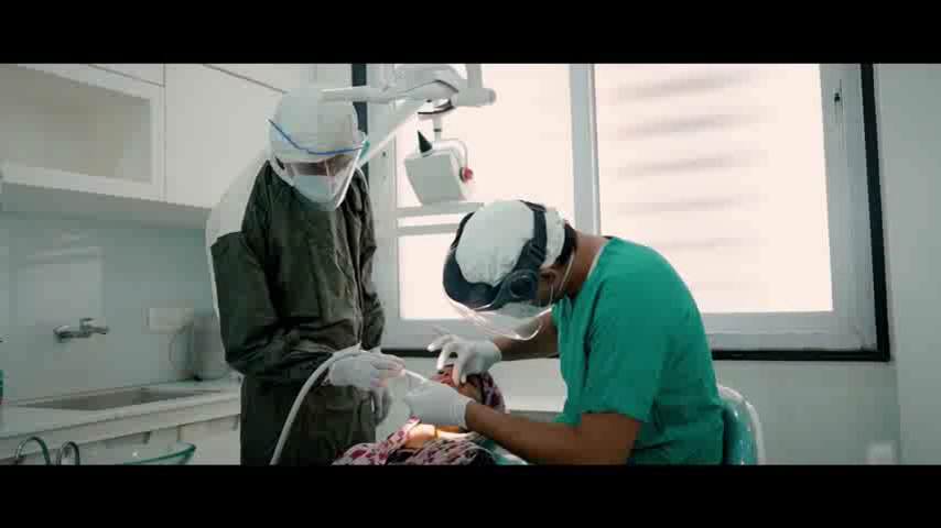 OMKAR MULTISPECIALITY DENTAL CLINIC, SHIRPUR - Modern Clinic Interior Photo 2 in Shirpur-Warwade