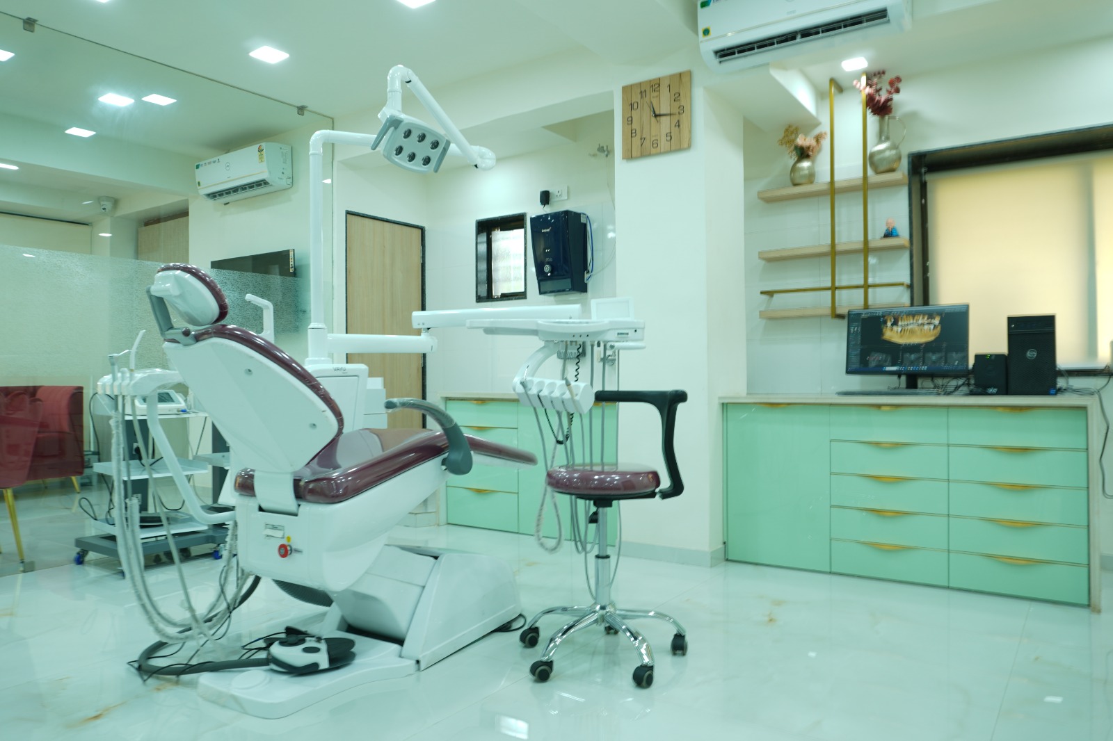 One Sigma Dental Square Pvt Ltd - Modern Clinic Interior Photo 2 in Nashik