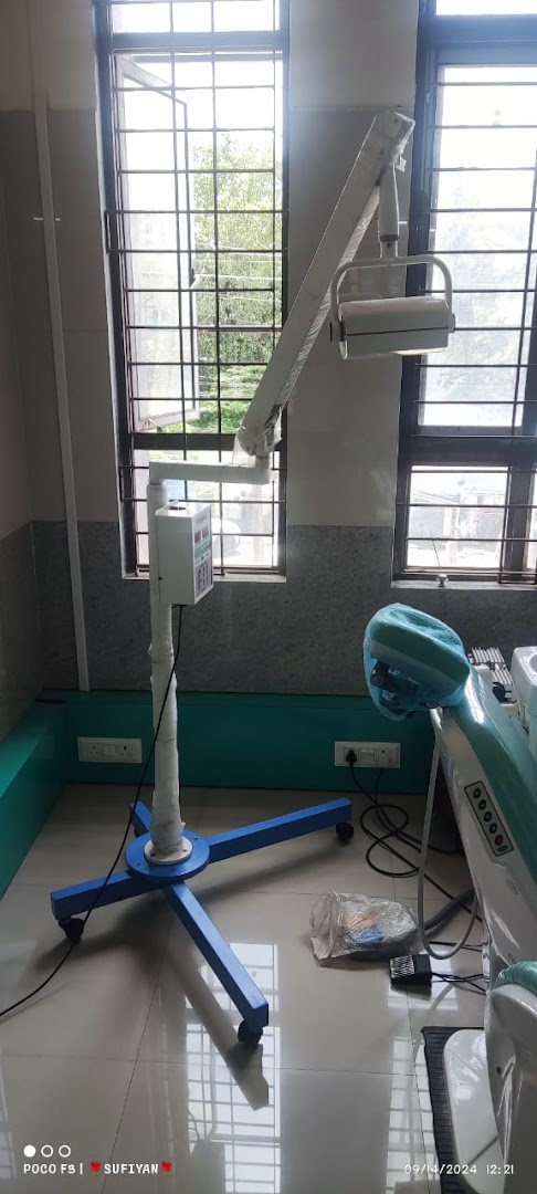 Perfect Smile Dental Clinic - Modern Clinic Interior Photo 4 in Nachane