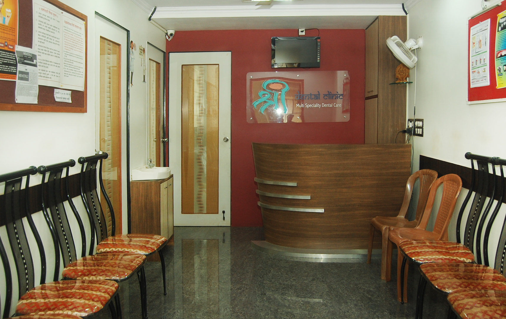 Shree Dental Clinic - Modern Clinic Interior Photo 3 in Nachane