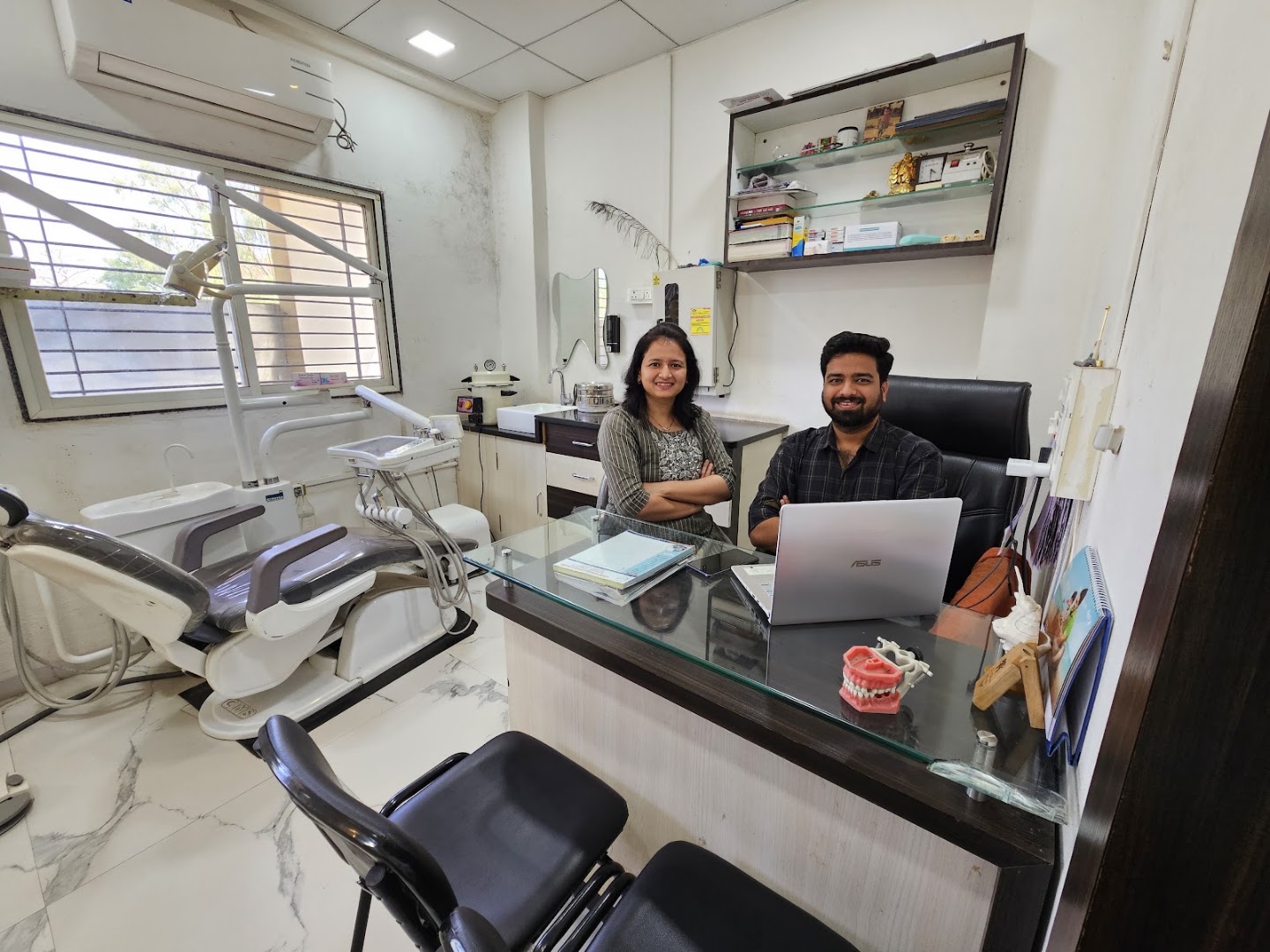 Shree Sai Multispeciality Dental Clinic - Modern Clinic Interior Photo 2 in Kusumba