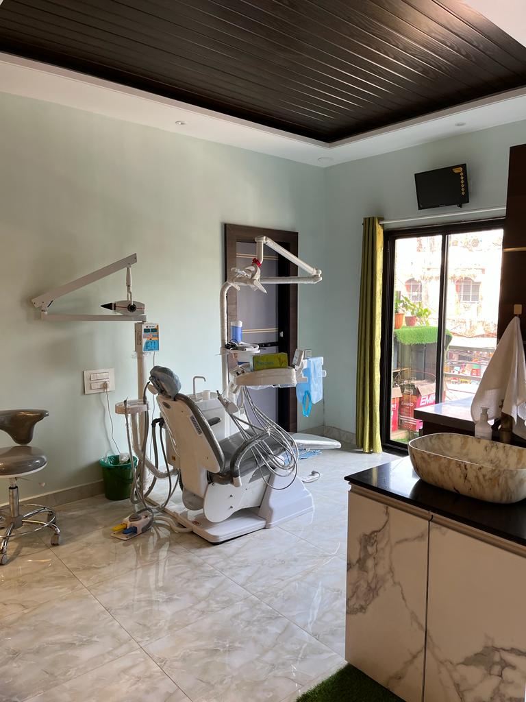 Smile Space Multispeciality Dental Clinic - Modern Clinic Interior Photo 3 in Khed