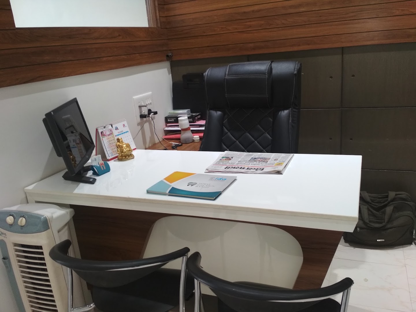 Vedant Dental Clinic - Modern Clinic Interior Photo 2 in Niphad, Saykheda