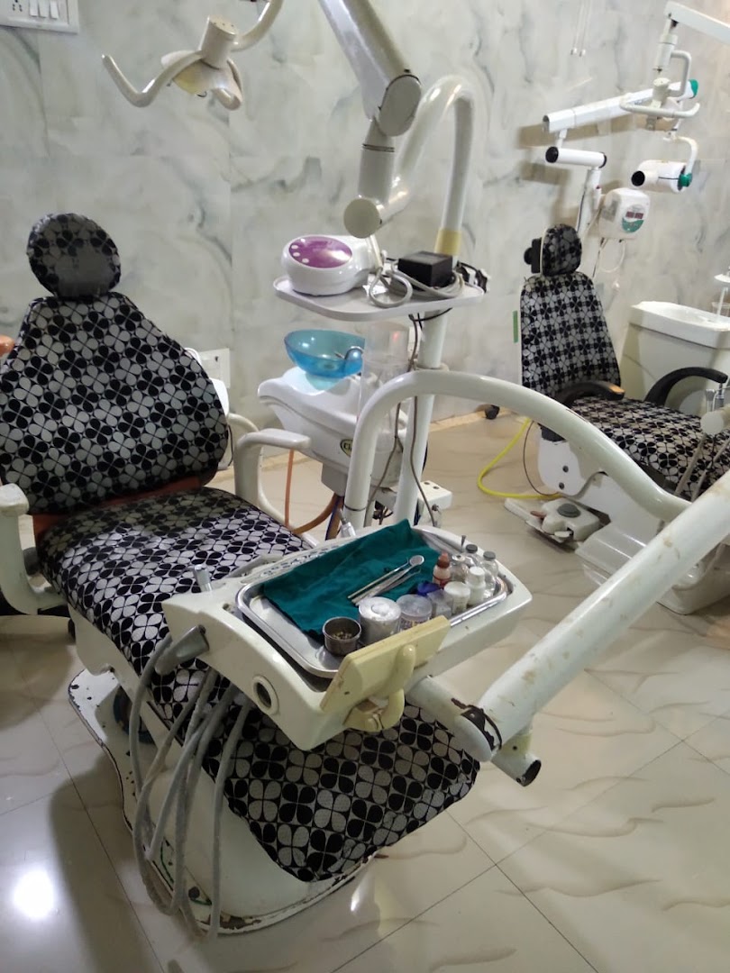VISHWALAXMI DENTAL CLINIC SHENDURNI - Modern Clinic Interior Photo 1 in Shendurni