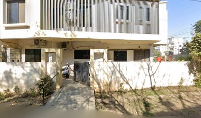 Dr Neeraj Patil clinic