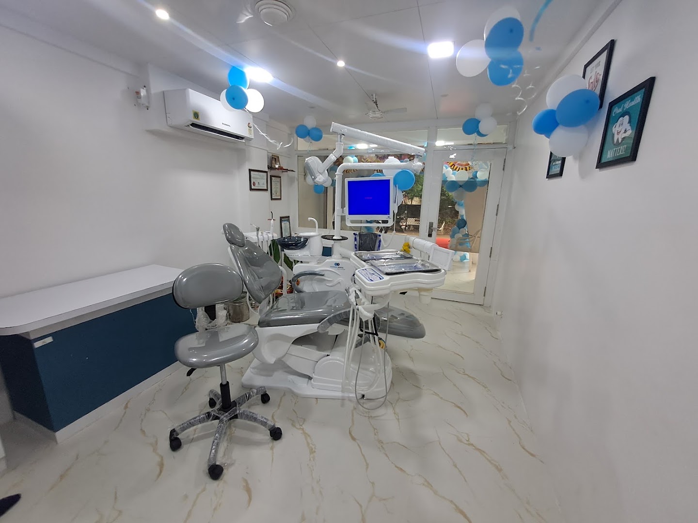 SHREE SIDDHAM DENTAL CLINIC - Dr.Rahul Parmar